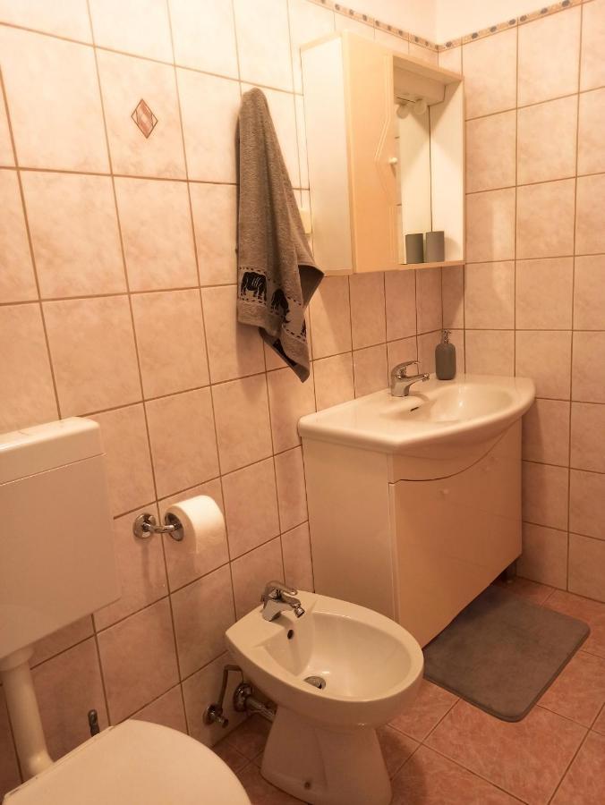 Apartman Dora PUY Exterior foto